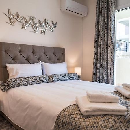 Effie'S Two Bedroom Apartment นาฟปลิโอ ภายนอก รูปภาพ