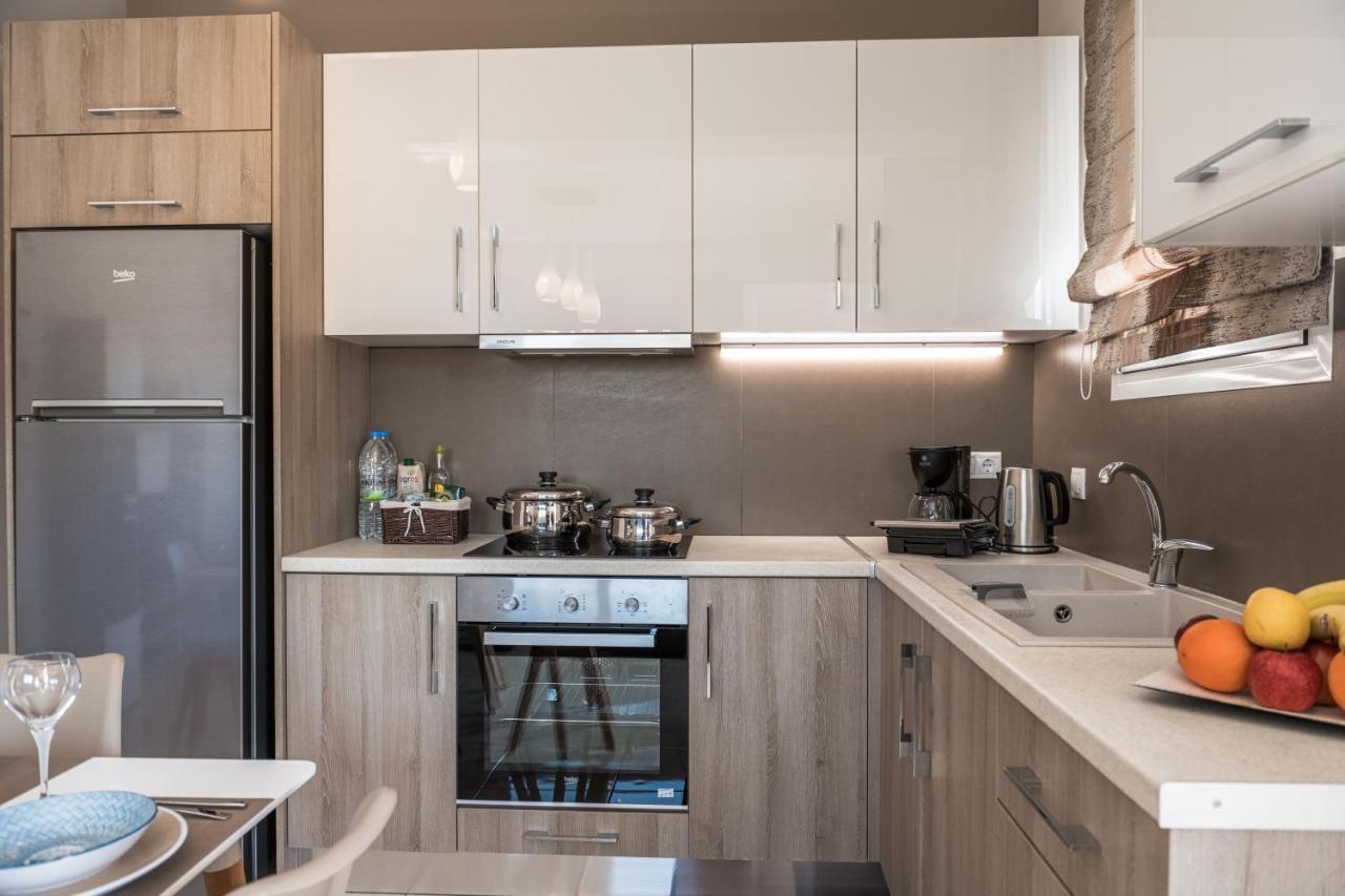 Effie'S Two Bedroom Apartment นาฟปลิโอ ภายนอก รูปภาพ